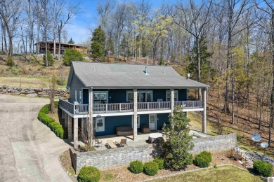 Custom built Lake Barkley waterfront with panoramic views of - Lake Home For Sale in Cadiz, Kentucky