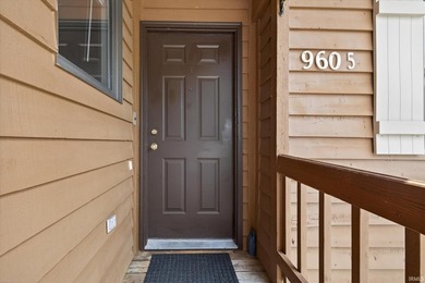 Enjoy easy living in this well maintained upper-level condo - photo 2