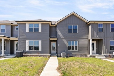 Currently move-in ready, the Cape Surf floor plan by Dalamar - photo 12