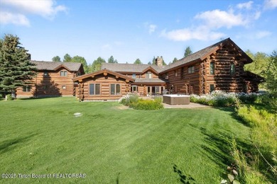 Initially operated as a B&B, this property can accommodate many - photo 12