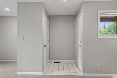 Enjoy easy living in this well maintained upper-level condo - photo 3