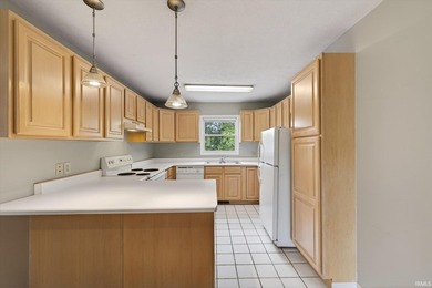 Enjoy easy living in this well maintained upper-level condo - photo 8