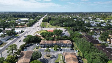 Welcome to this inviting 2-bedroom, 1.5-bath townhouse located - photo 8