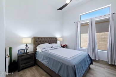 A Masterfully Updated Retreat in Guard-Gated Anthem Country - photo 21