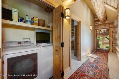 Initially operated as a B&B, this property can accommodate many - photo 25