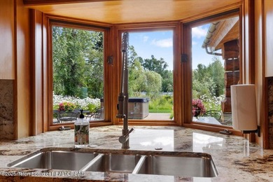 Initially operated as a B&B, this property can accommodate many - photo 32