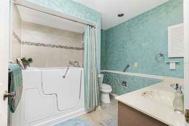 Experience the relaxed Florida lifestyle in this spacious - photo 36
