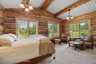 Initially operated as a B&B, this property can accommodate many - photo 38