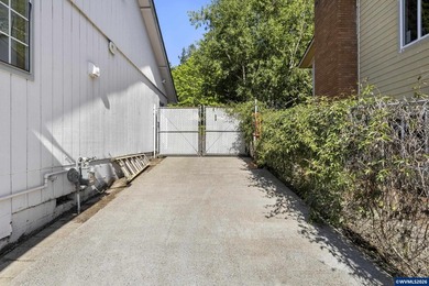 Exceptional home offering 3,478 sq. ft. of versatile living - photo 40