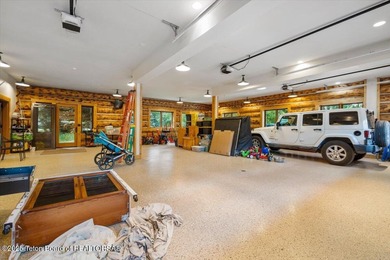 Initially operated as a B&B, this property can accommodate many - photo 41