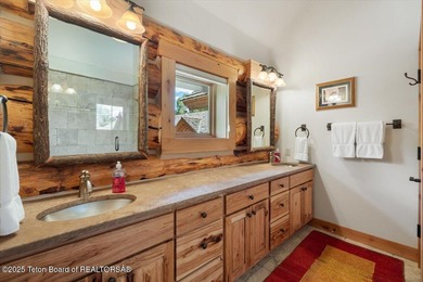 Initially operated as a B&B, this property can accommodate many - photo 47