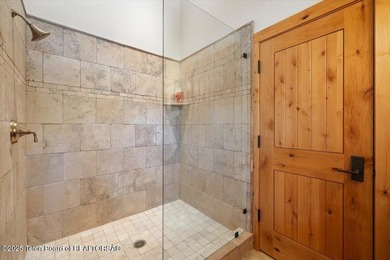 Initially operated as a B&B, this property can accommodate many - photo 48