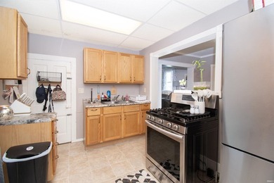 Affordable and adorable! Cozy 2 bedroom 1 bath with a 12x16 up - photo 8
