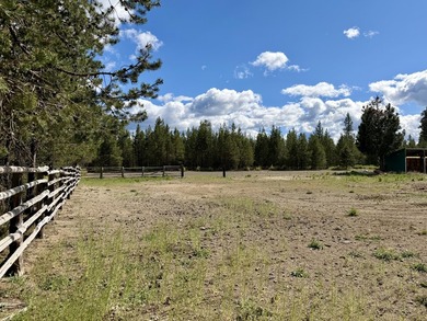Don't miss a great opportunity to own three separate residential - photo 1