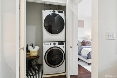 Bright, stylish, and designed for exceptional indoor-outdoor - photo 13