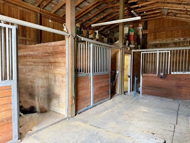 Don't miss a great opportunity to own three separate residential - photo 7