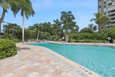 LIVE ON THE BEACH MARCO ISLAND Summit House Upscale complex - photo 20