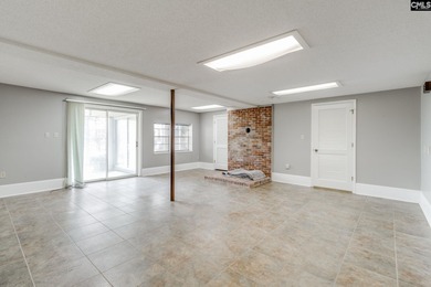 REDUCED!  Recently renovated, large lakefront home. SOLD - photo 28