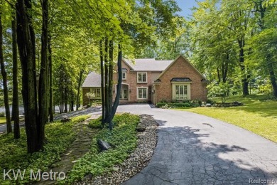 (private lake, pond, creek) Home For Sale in Leonard Michigan