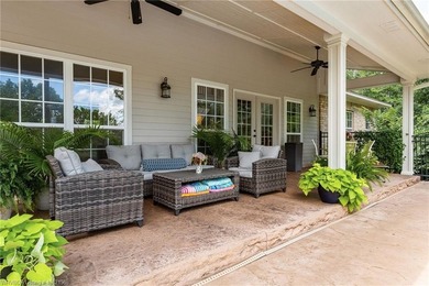 COME EXPLORE KENSINGTON HEIGHTS! This stunning 4-Bedroom, 4 - photo 36