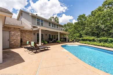 COME EXPLORE KENSINGTON HEIGHTS! This stunning 4-Bedroom, 4 - photo 39