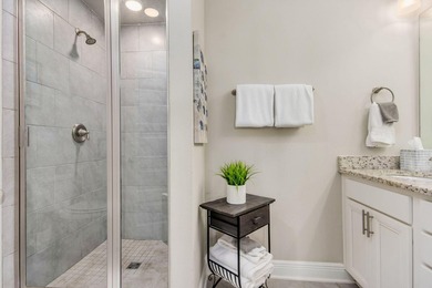 Downtown Pensacola hidden gem! Fully furnished townhome and - photo 23