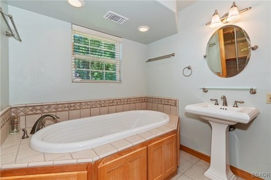 Exceptional custom built 4 bedroom, 3 bath home in the coveted - photo 24