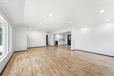 Discover the perfect blend of privacy, versatility, and Columbia - photo 9