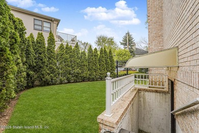 Welcome to 31 4th Court! This stunning 1-family colonial, is - photo 33