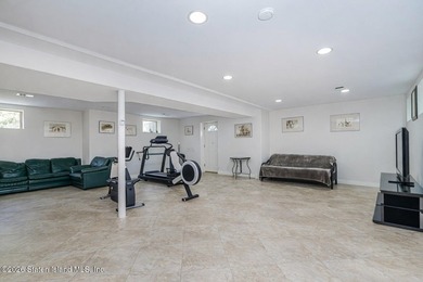 Welcome to 31 4th Court! This stunning 1-family colonial, is - photo 37