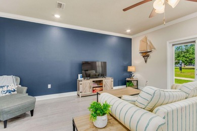 Downtown Pensacola hidden gem! Fully furnished townhome and - photo 46