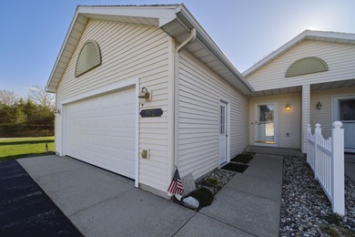 (private lake, pond, creek) Condo For Sale in Manistee Michigan