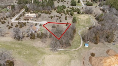Perfectly positioned along the 14th fairway of the desirable - photo 8
