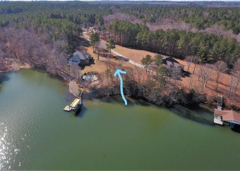Lake Gaston Home Sale Pending in Roanoke Rapids North Carolina