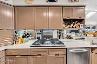 Experience the ultimate waterfront lifestyle from this - photo 18
