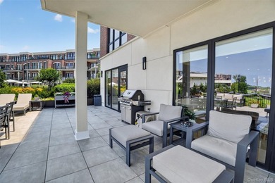 One of the most unique luxury condos at The Residences at Glen - photo 8