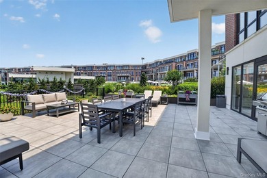 One of the most unique luxury condos at The Residences at Glen - photo 9