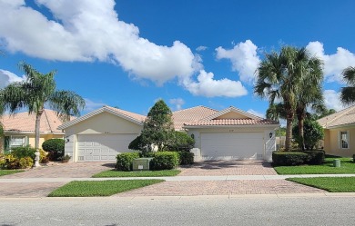 (private lake, pond, creek) Home For Sale in Wellington Florida