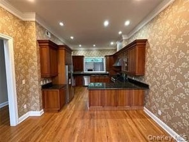 Two Story Foyer 1st Floor MBR, Lr, Formal Dr, Eik, Great Room W/ - photo 4