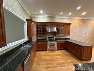 Two Story Foyer 1st Floor MBR, Lr, Formal Dr, Eik, Great Room W/ - photo 5
