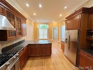 Two Story Foyer 1st Floor MBR, Lr, Formal Dr, Eik, Great Room W/ - photo 6