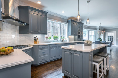 Grand Open Plan Lake home w/Classic Design - photo 14