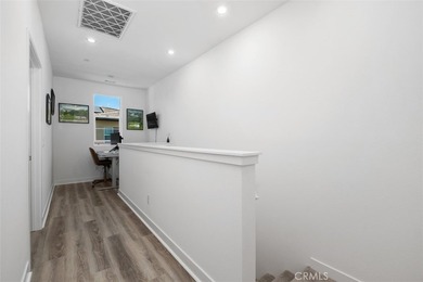 Welcome to 725 Hazel Dr. where modern design, thoughtful - photo 11
