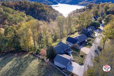 FOR SALE  LISTING PRICE $595,000  511 Mallard Pointe Dr. o - photo 13