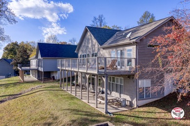 FOR SALE  LISTING PRICE $595,000  511 Mallard Pointe Dr. o - photo 17