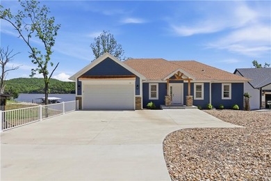 New Construction with Dock! Gorgeous Brand new stunning - photo 1
