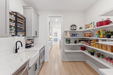 Welcome to this exceptional home in the highly sought-after - photo 21