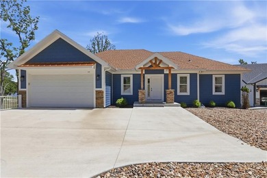 New Construction with Dock! Gorgeous Brand new stunning - photo 2