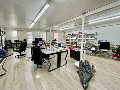 Calling All Investors, Developers, & End-Users!!! 3 Unit 9,600+ - photo 6