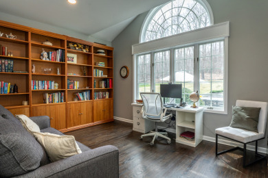 Grand Open Plan Lake home w/Classic Design - photo 23